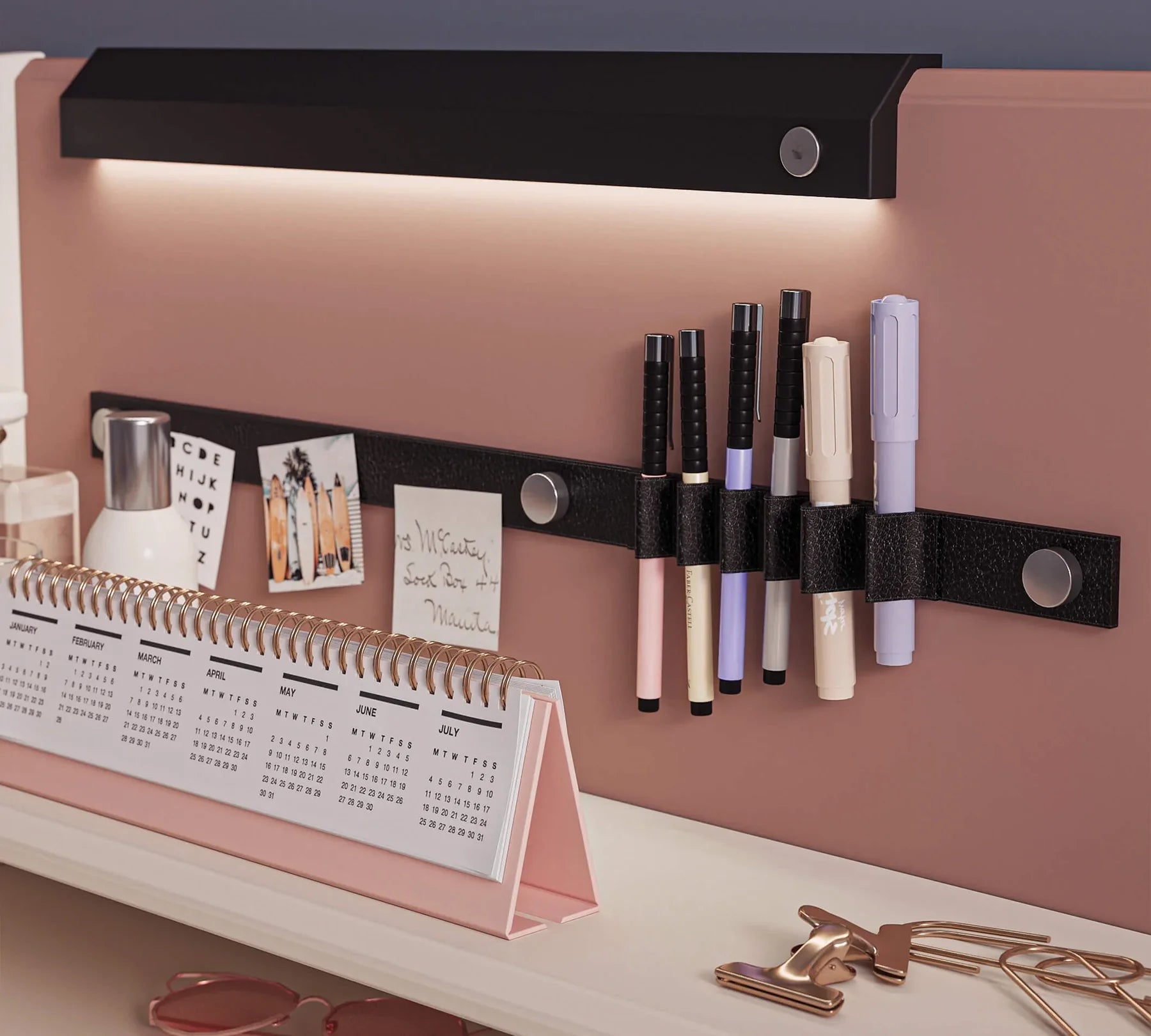 Надстройка за бюро «Elegance» + USB зарядна станция, LED осветление, размер 117х32х19см