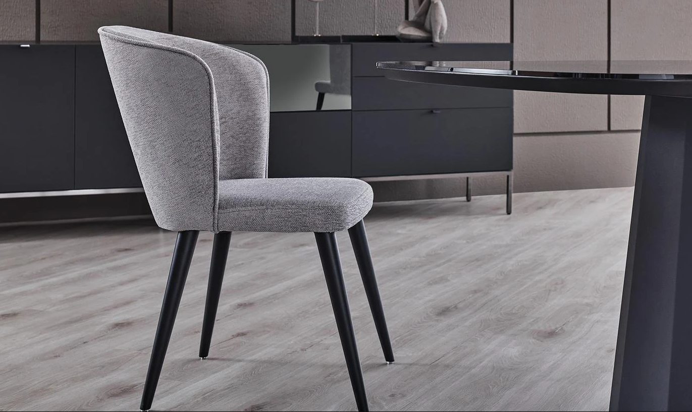 Трапезен стол «Legato Black» с тапицерия