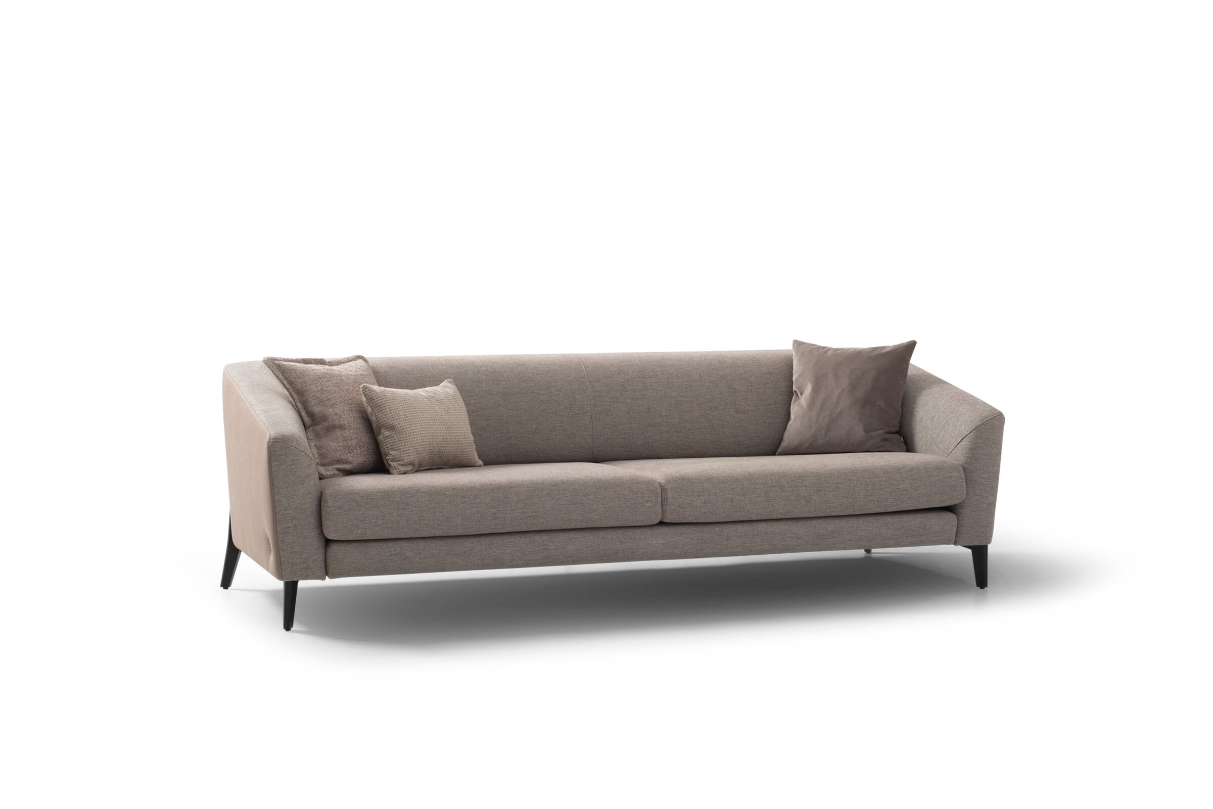 Триместен разтегателен диван «Aston Villa» + 2 декоративни възглавници, ширина 216см